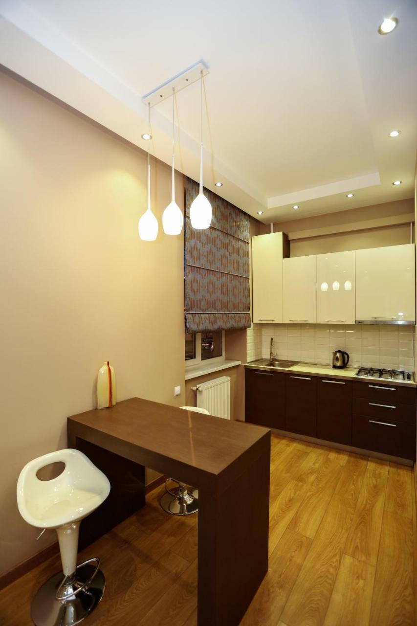 City Center Apartment Тбилиси Екстериор снимка